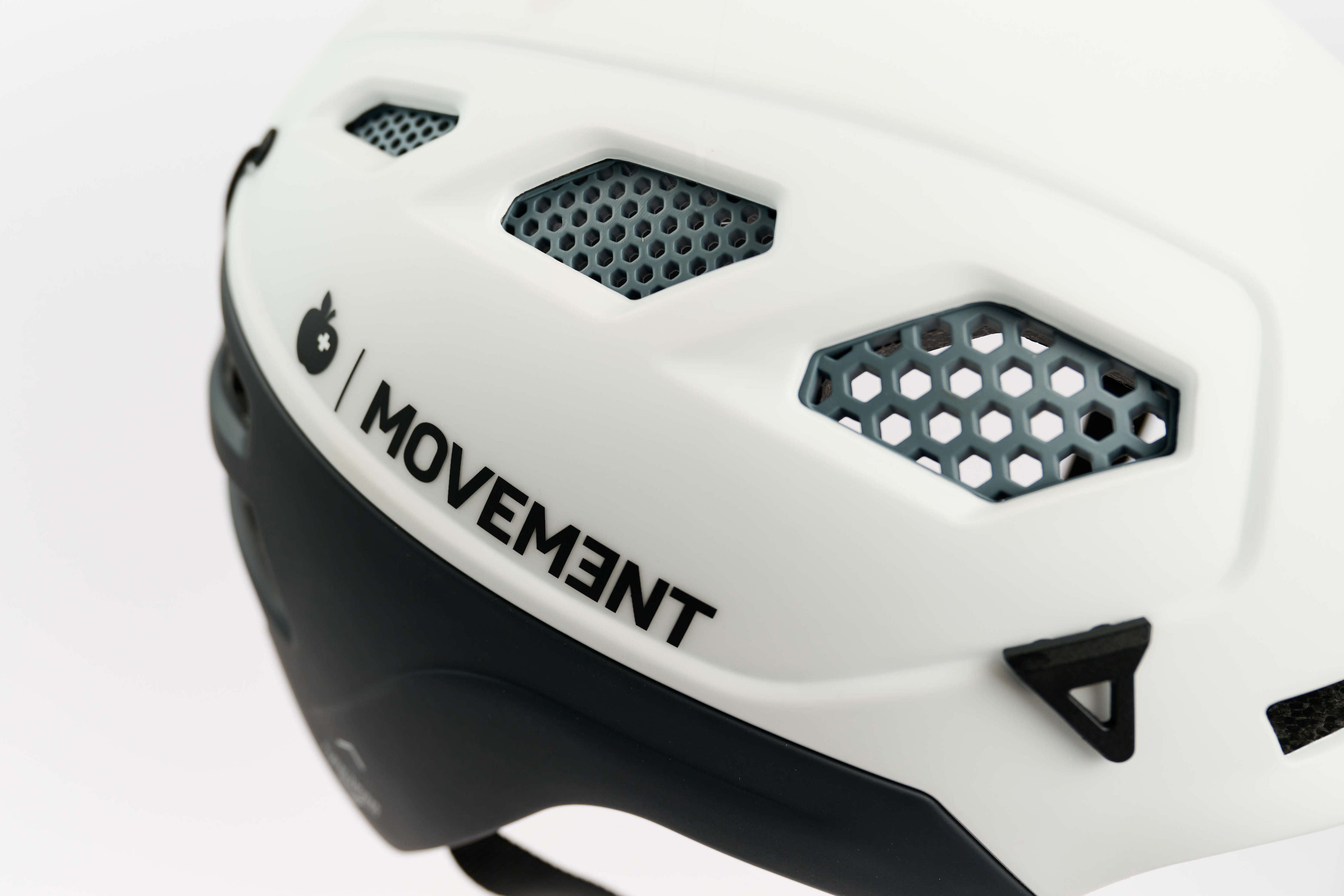 The Movement 3Tech Alpi helmet: your shield against the elements and your key to adventure.